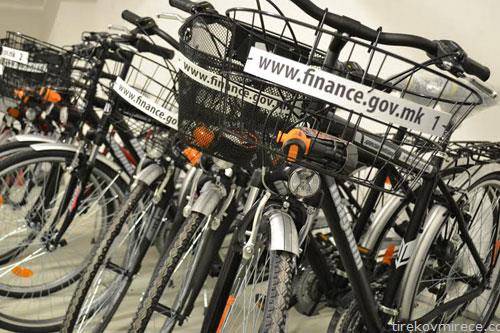 Велосипедот стана службено возило на министерството за финансии