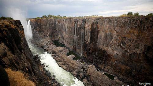 ниско ниво на водата на Нијагарините водопади