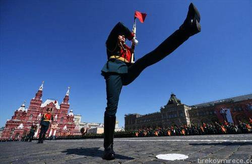 воена парада со задоцнување во Москва, за денот на победата