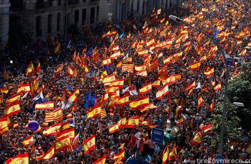 Каталонците ја слават независноста, која не е  признаена од Шпанската влада