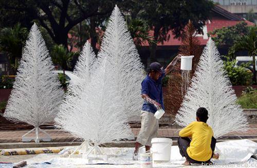како се фарбаат елките во вело  