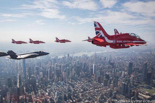 британски воени авиони над Њујорк