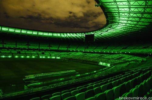 стадионот во бело хоризонте Бразил во зелено, заради корона вирусот