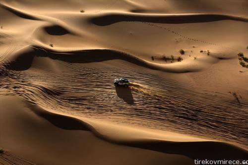 , авто рели по пустината Гоби во Монголија 13 етапа. Се вози од Москва до Пекинг