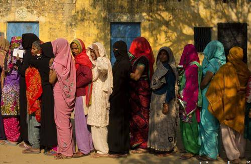 во ред за гласање во Утар Прадеш Индија