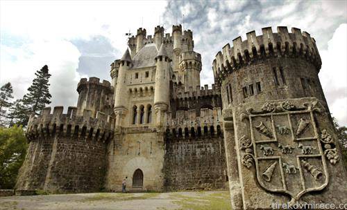 замокот Буртон од провинцијата баскија