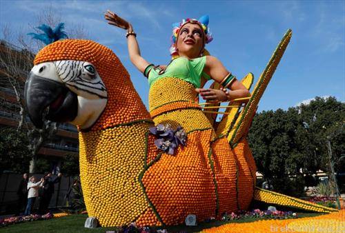 скулптура нa фестивалот н лимони и портокали во ментон Франција