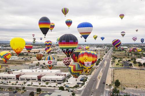 фестивал на балони во албукерке Мексико