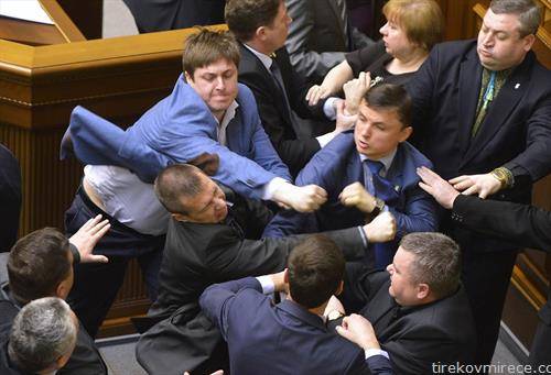 , тепачка, а каде ако не во Украински парламент
