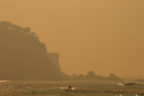 загадување на австралиска плажа