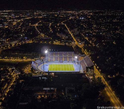полн стадион Максимир, Динамо до Загреб во аут од Лигата на шампионите