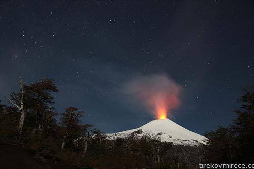 Вулканот Виларика, прекриен со снег,  продолжува со ерупциите -Чиле