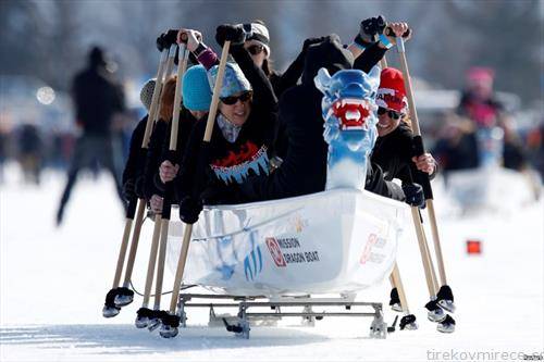 натпревар на  замрзнатото езеро Онтарио