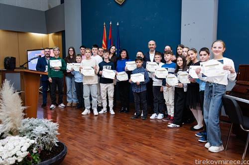 Музичко Стефан Гајдов