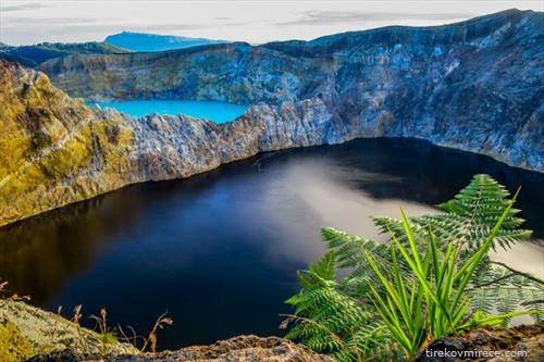  Камелеонските езера во Индонезија