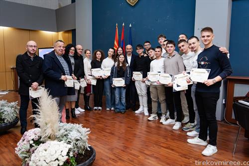 Коле Неделковски